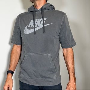 Vintage Barry’s Bootcamp Nike short sleeved hoodie